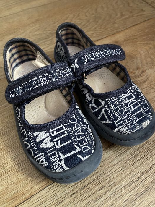 Тапочки черевички сандалі ортопедичні для садочка