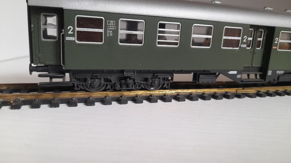 Ж.д модели  пассажирский  вагонов  Roco, 1/87 НО Piko