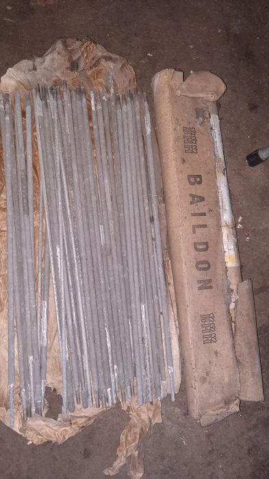 Wyprzedaż garażowa akcesoria majsterkowania