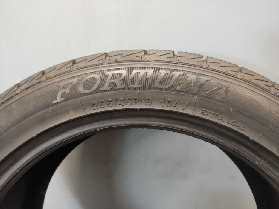 4x255/45R19 Fortuna Gowin UHP3, 104V XL, 2021 rok, Idealne