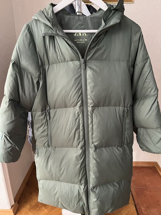 Пуховик для дівчини