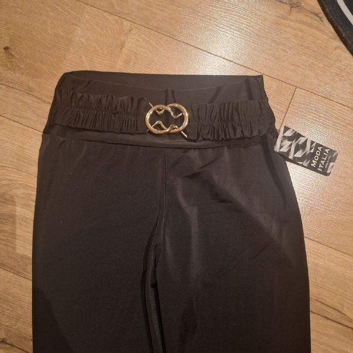 Leginsy damskie z paseczkiem