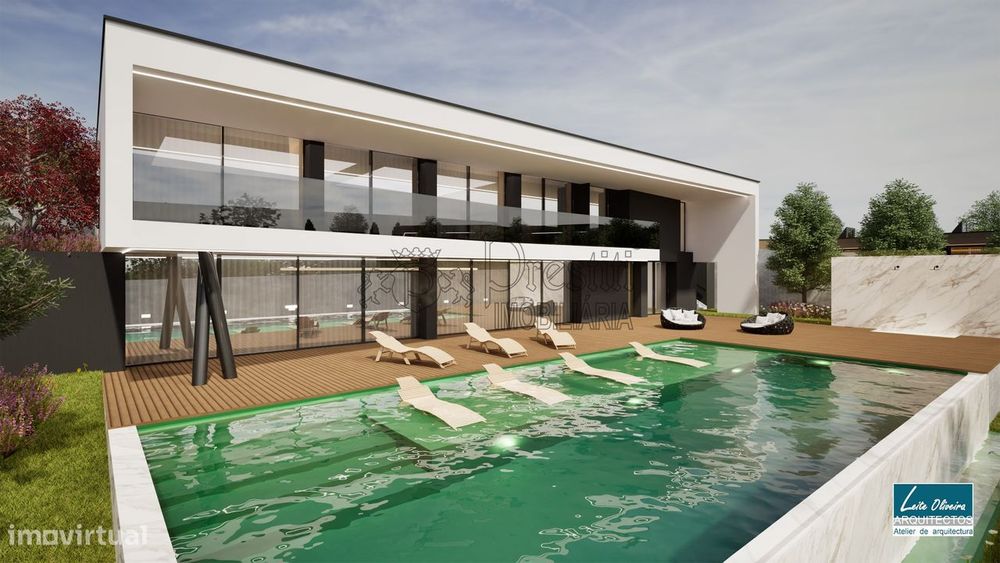 Moradia T4+1 com 4 Suites e piscina privativa em Guimarães