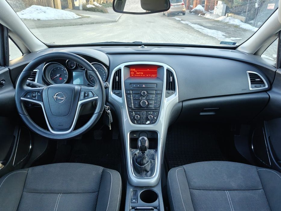 Opel Astra J 1.4T 140KM 2010r. Dwa komplety kół! Ew.zamiana na tańsze