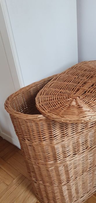 Kosz wiklinowy lata 80'