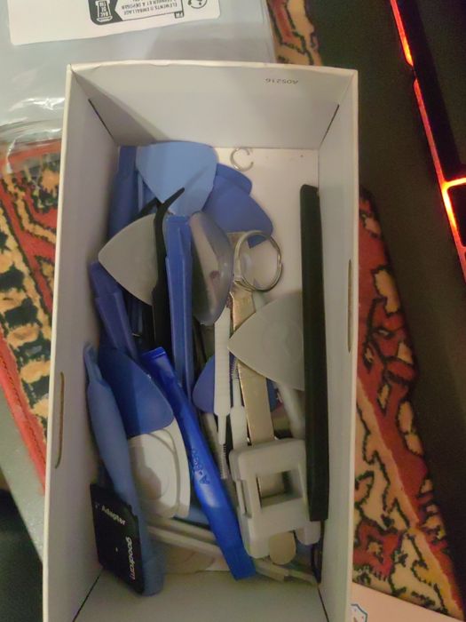 Zestaw Do Naprawiania telefonów. Wszystko co potrzeba