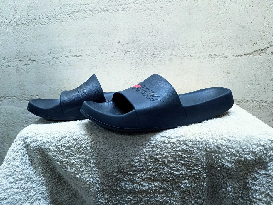 Damskie klapki TOMMY HILFIGER r.38 stan idealny