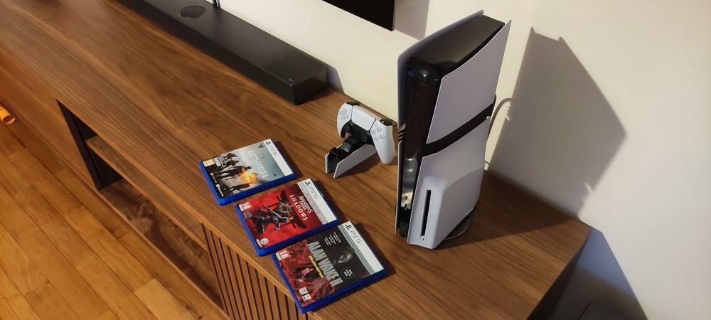 PlayStation 5 Pro com leitor como nova