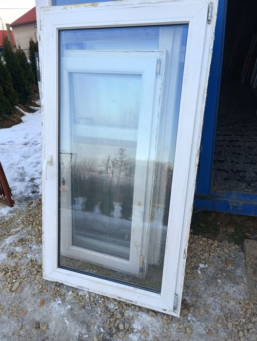 Okno balkonowe 94x170 rozwierno uchylne plastikowe białe
