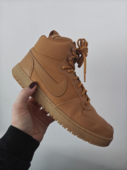 Nike Court Borough sneakersy adidasy sportowe 41/26,5 cm