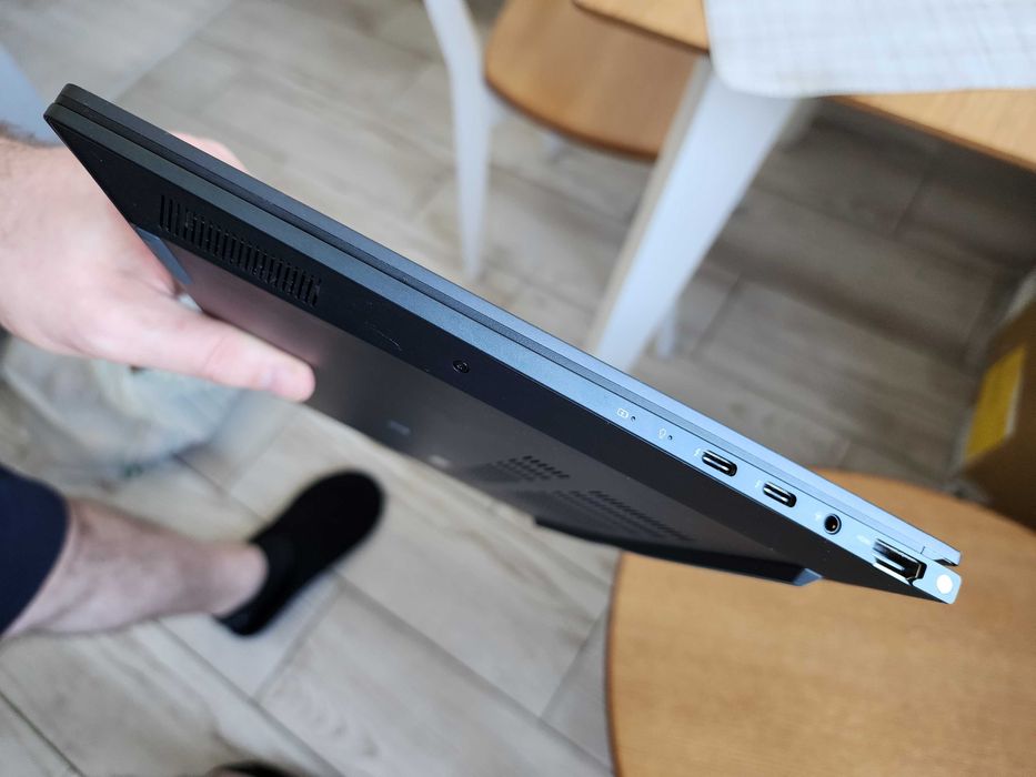 ASUS ZenBook 14X 14.5" OLED  2880х1800 120Hz Q420V i5-13500H 8/512GB