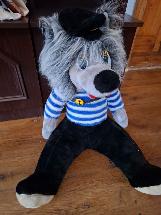 М'яка іграшка з мультфільму