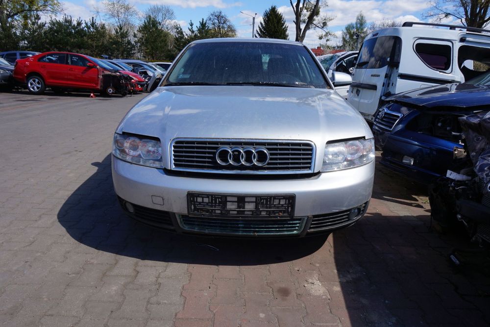 MASKA ZDERZAK BŁOTNIKI LAMPY A4 B6 LY7W  AUDI 2000-2006 SREBRNY PRZÓD KOMPLETNY