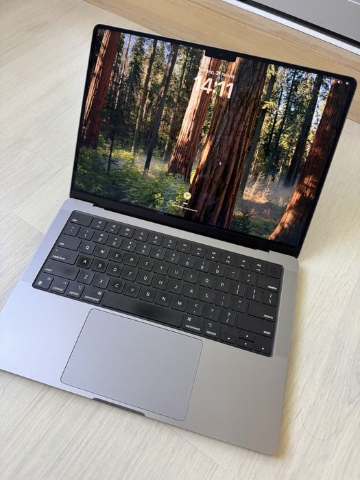 MacBook M1 Pro 16インチ　16/512 超美品 Amazon.co.jp: 【整備済み品】 Apple MacBook Pro 2021 (16