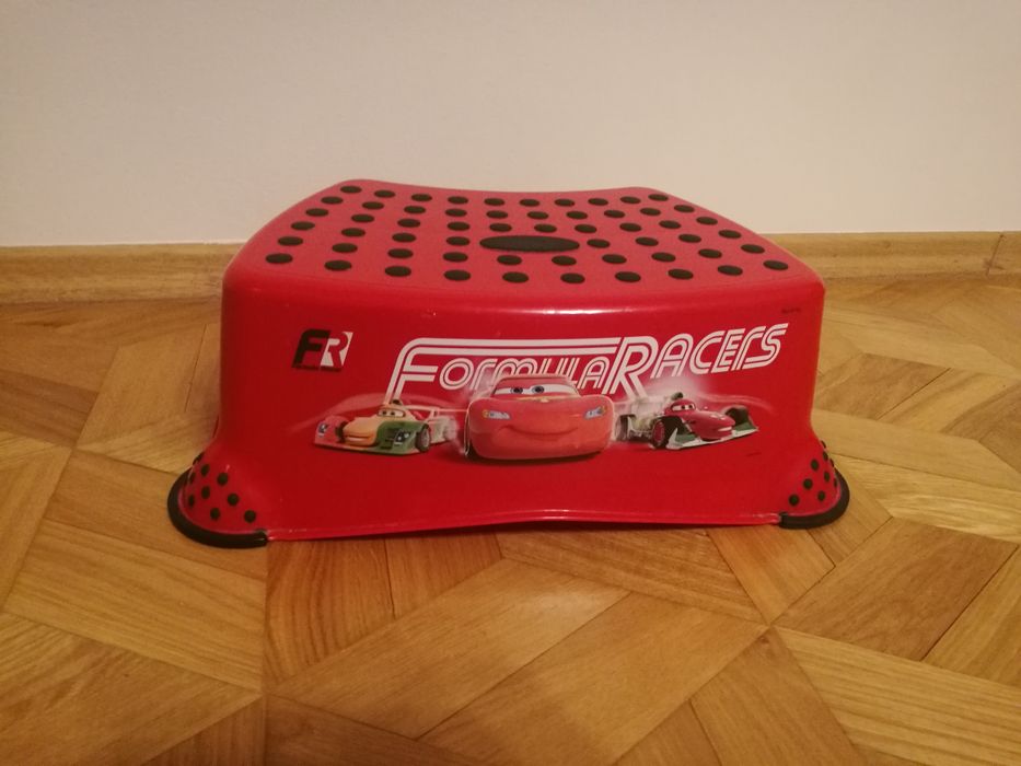 Podstawka podnóżek dla dziecka