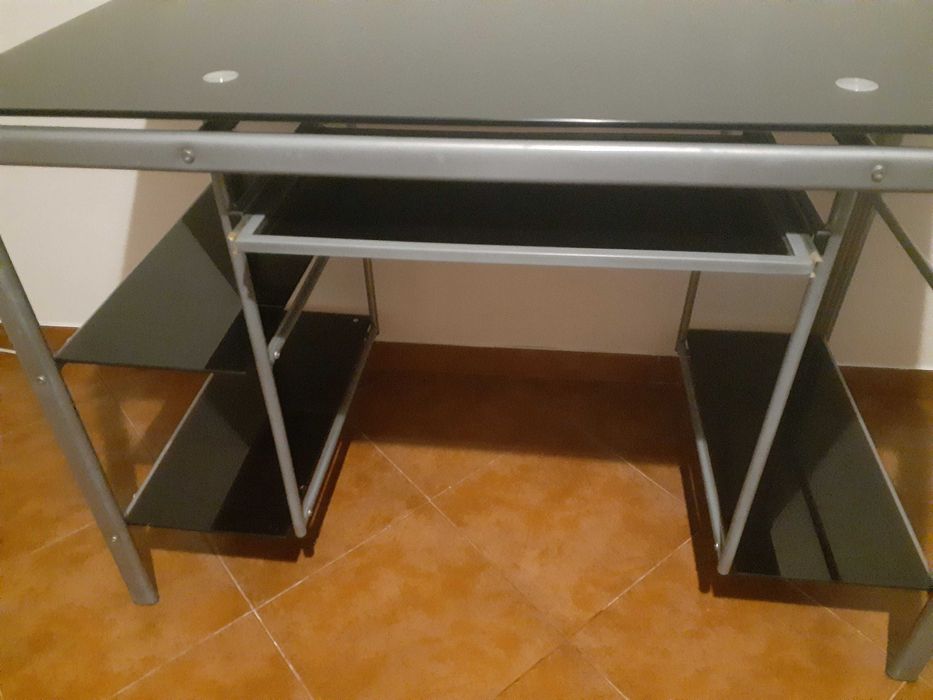 Mesa apoio para computador