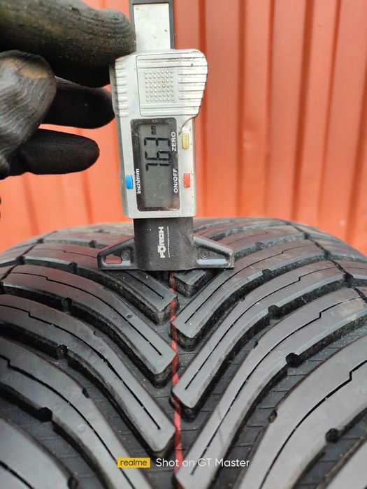 Bridgestone AllSeason 6 235/40/18