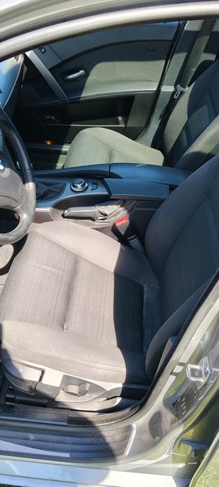 Sprzedam BMW E61 523i
