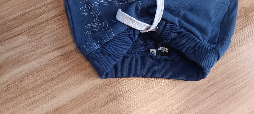 Spodenki dresowe 98