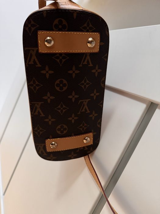 Torebka damska w stylu Louis Vuitton - monogram, kuferek, bardzo dobra