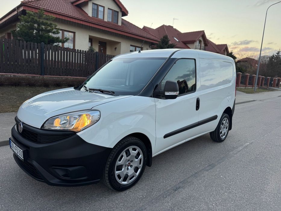 Fiat Doblo  2018rok!Tylko127tys.przebiegu!3osobowy!!Doinwestowany!Zadbany!Serwis!