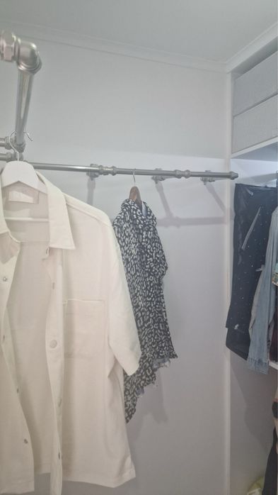 Cabideiro industrial artesanal em tubos de água – muito resistente