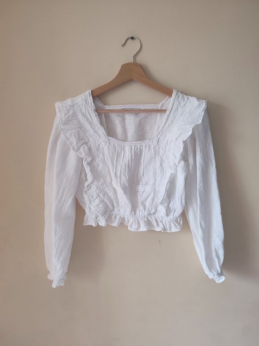 Biała bluzka crop top z długim rękawem House