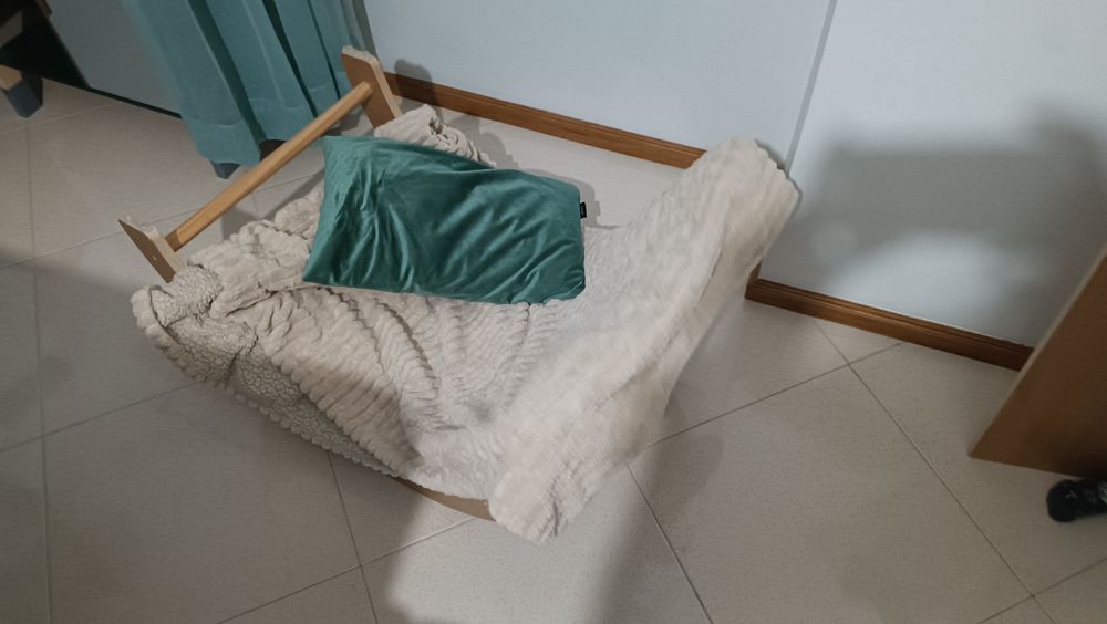 arco de aprendizagem com tábua de escalada ou escorrega