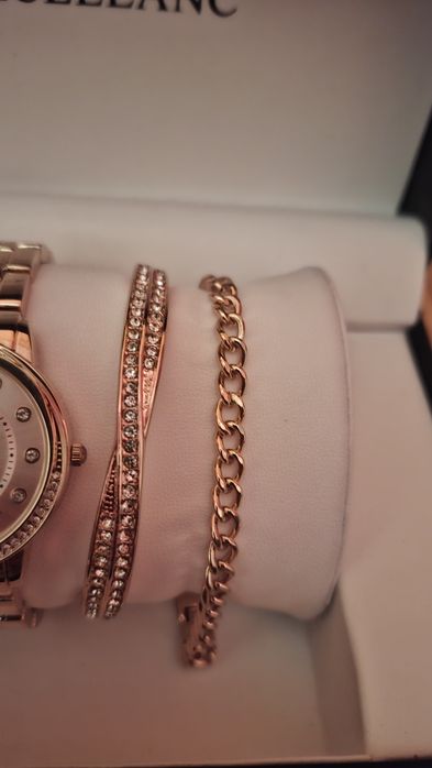 Conjunto Excellanc – Relógio e 2 Pulseiras em Rose Gold.