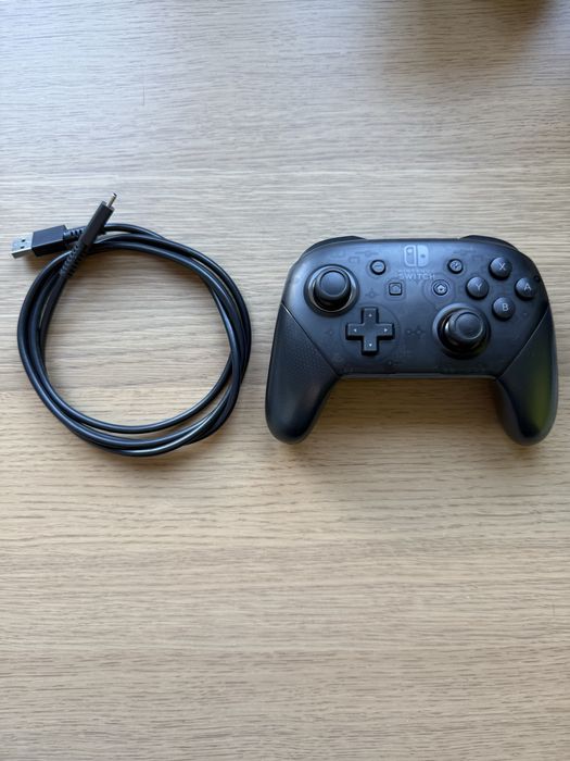 Comando Nintendo Switch Pro + Cabo