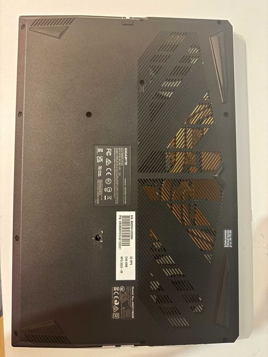 Gigabyte G5 KF i5-13500H 16GB RTX4050