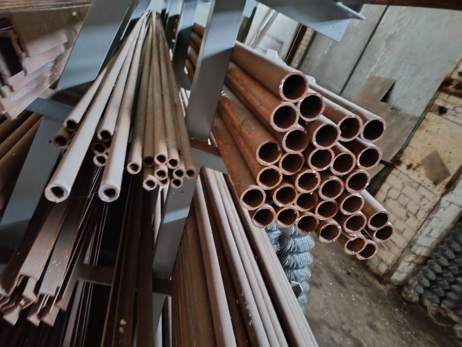 Металлопрокат уголок труба 32, 40, 50, 89 швеллер