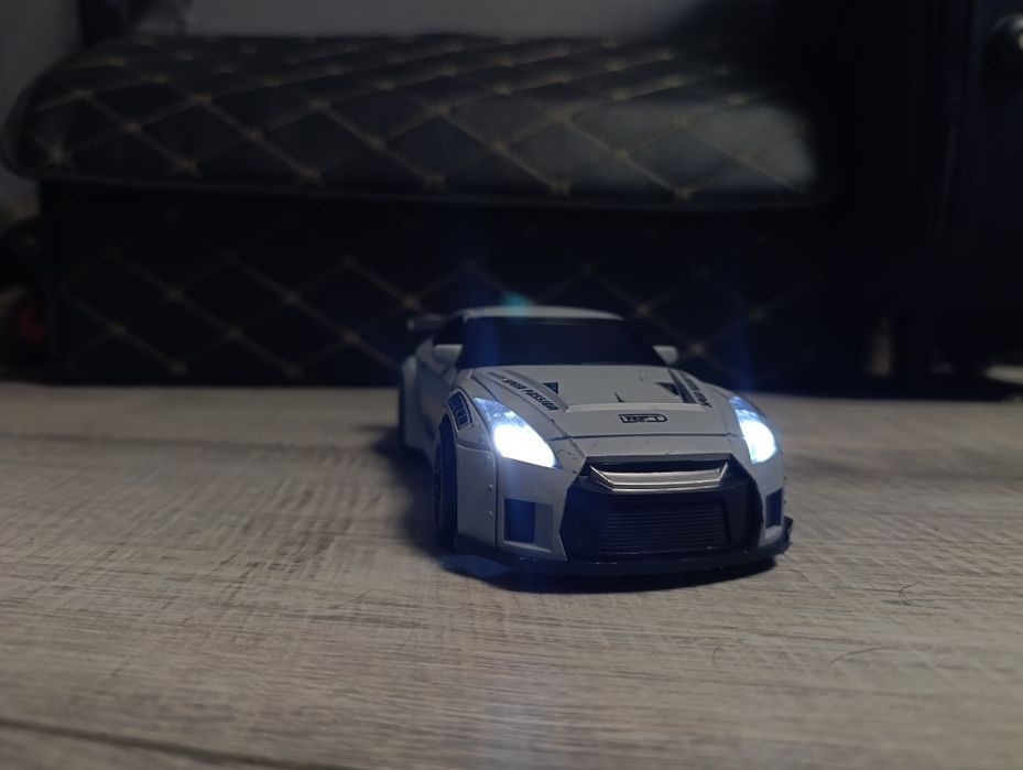 Радіокерована Дрифт-Машинка Nissan GT-R