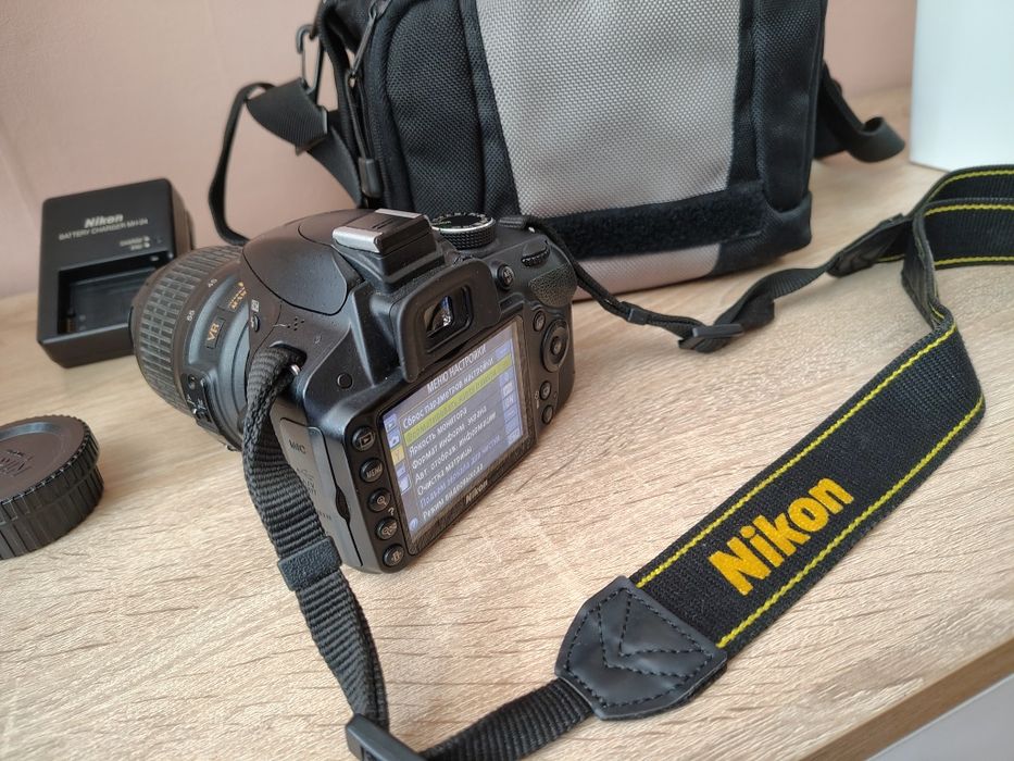 Продам Nicon D3200
