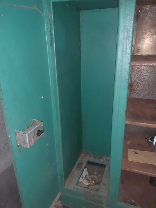 Сейф для мисливської зброї