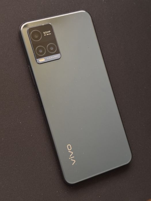Telefon VIVO Y33s - 8GB RAM 128GB ROM - sprawny