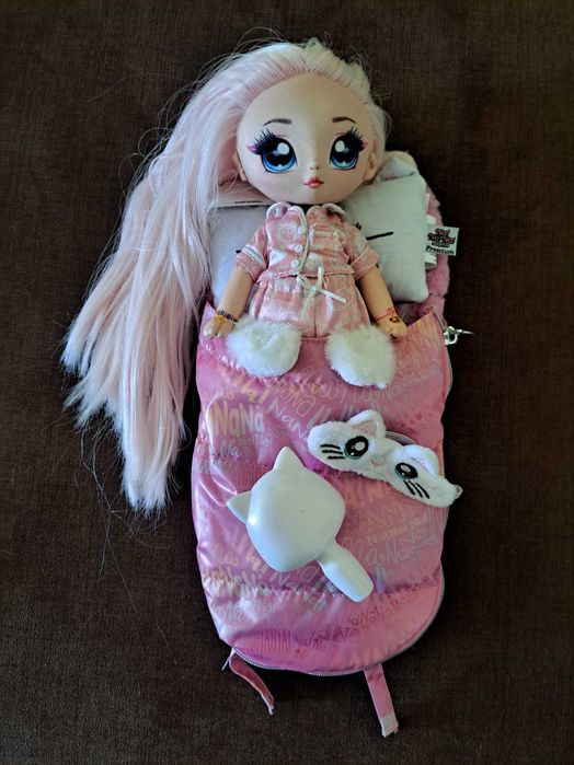 Boneca NaNaNa Surprise Teens, Mila Rose, festa de pijama