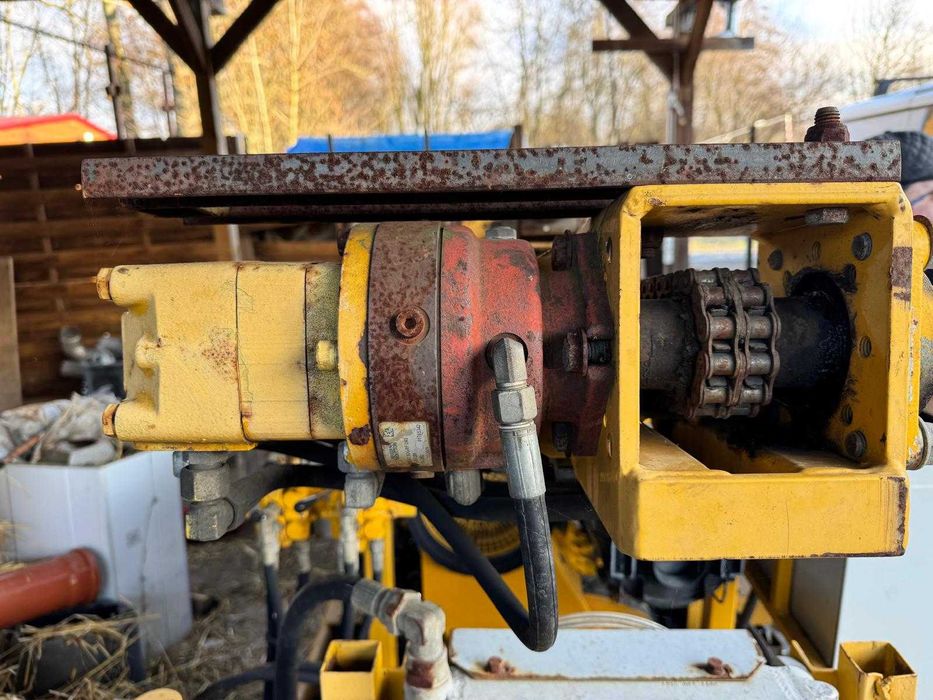 wiertnica hydrauliczna Wiercenie Studnie  SEDIDRILL 200 DO 100 m