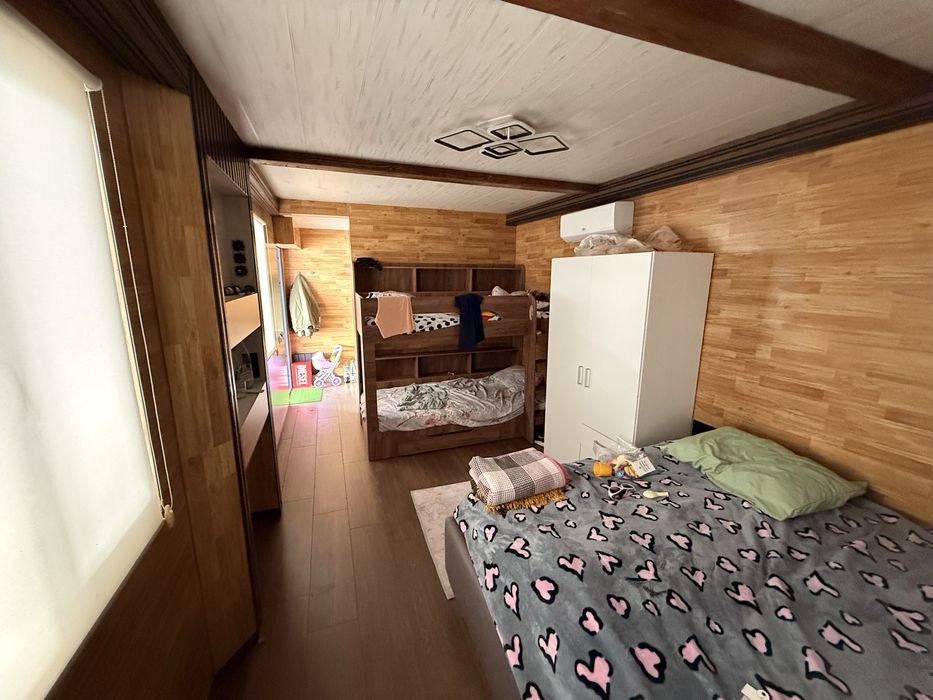 Дача в межах міста 3 километри від Яхт Клуб Січ, заміський будинок,