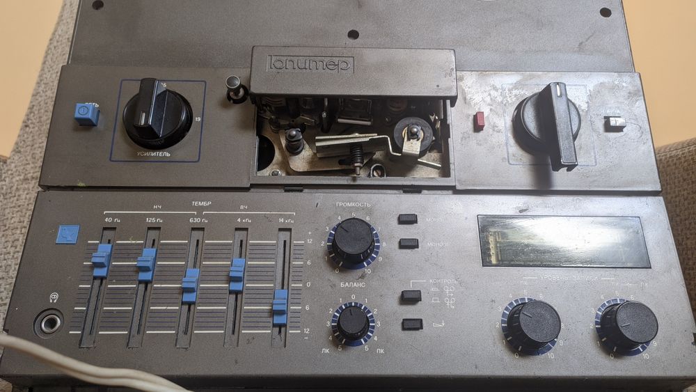 Катушечный  стереофонический магнитофон Юпитер МК-106С