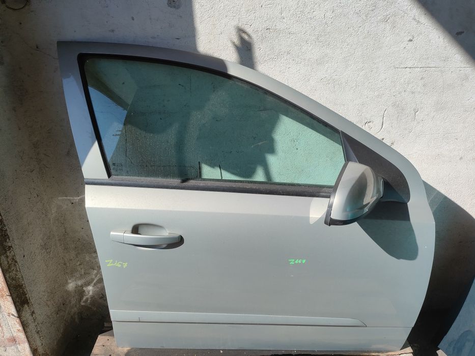 Opel Astra III H drzwi prawy przód Z167