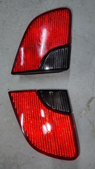 Задній фонар Peugeot 406