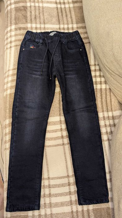 Джинси Taurus, Венгрія, на флісі, розмір 146