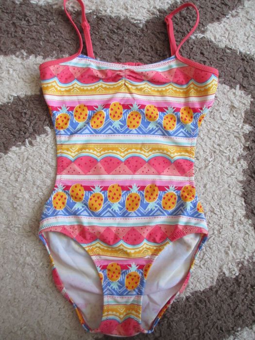Яркий купальник Zara на 5-6 лет
