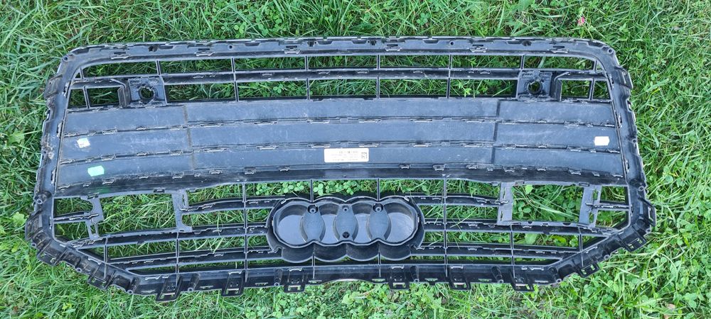 Atrapa audi a4 b9 lift 19- audi a6 c8 grill