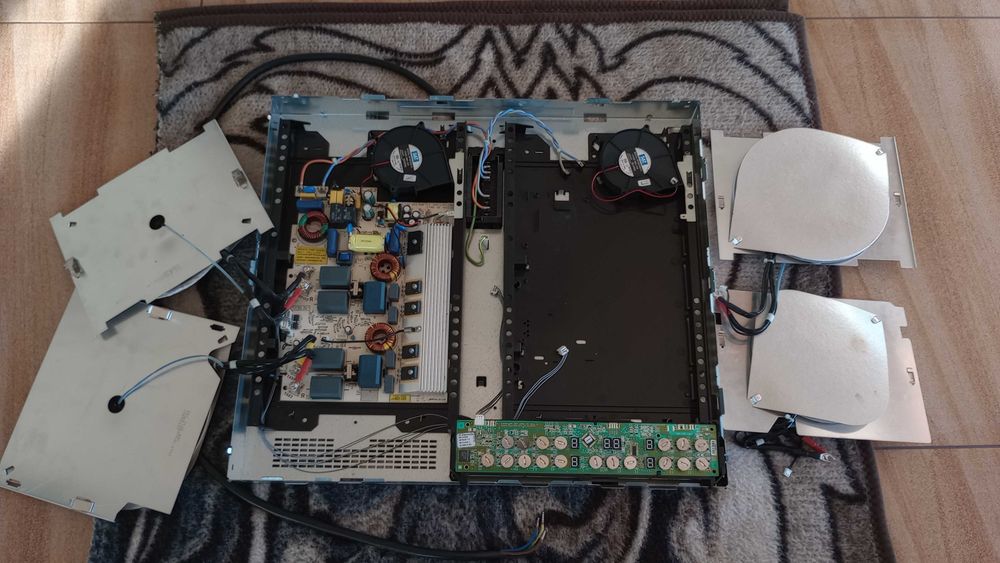 Płyta indukcyjna Electrolux EIS62443 na części