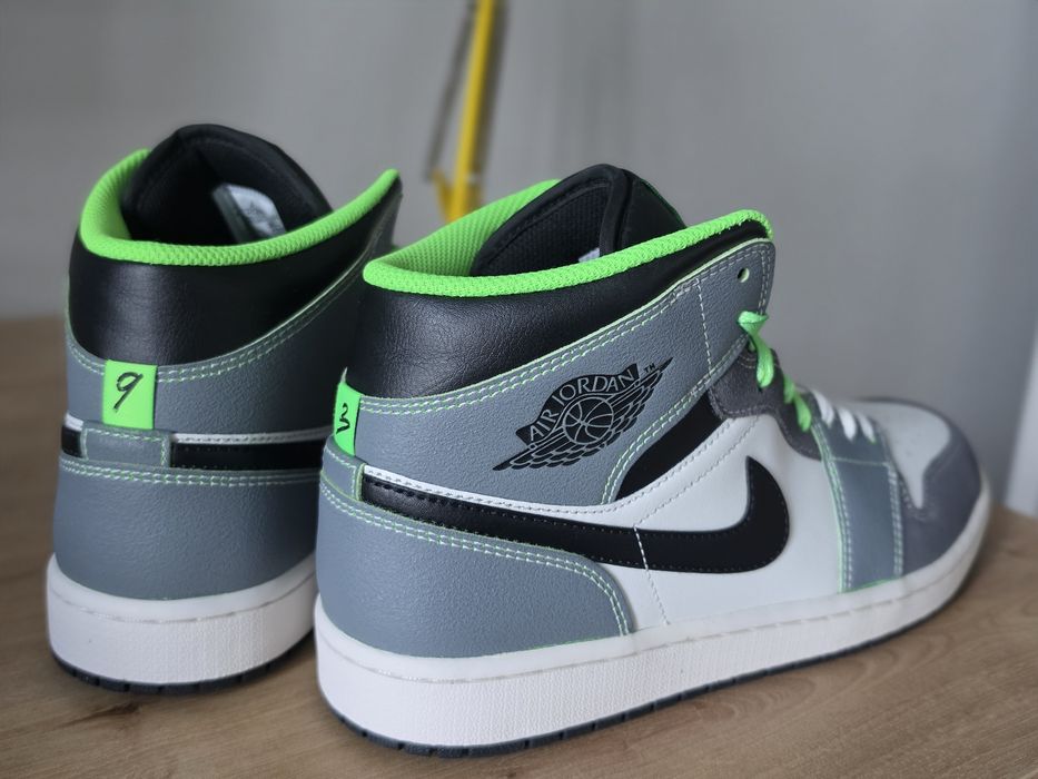 Nowe Nike Jordan Mid 1