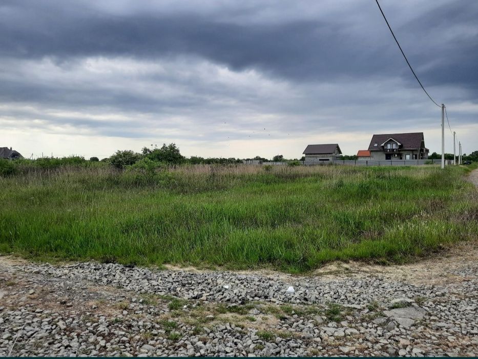 Продається ділянка в селі Часлівці 10000дол