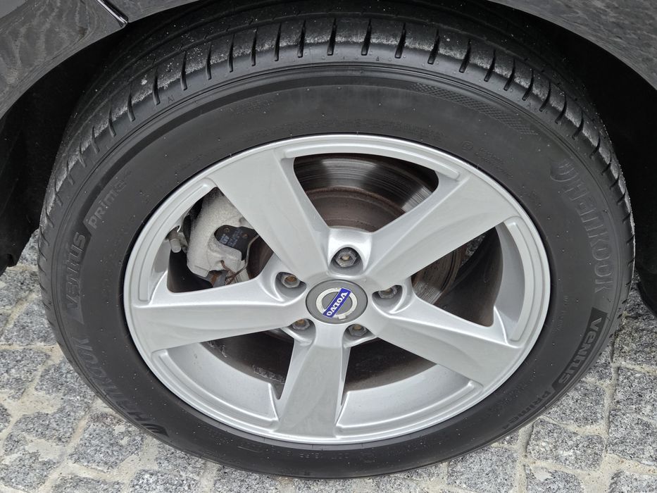 Volvo V40, 2.0 D, Momentum, 2015