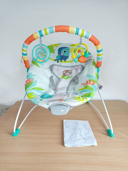 Bujaczek leżaczek z zabawkami wibracja